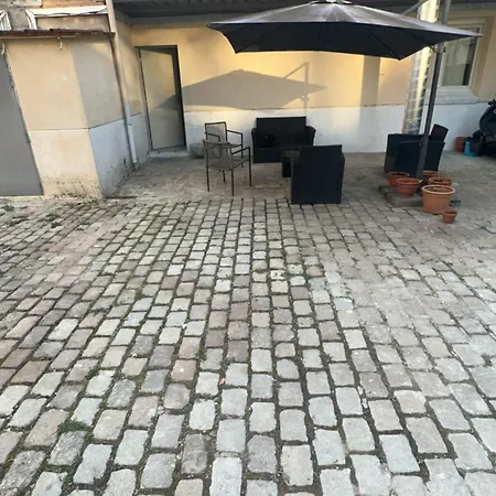 A 2 Arret De Gare Du Nord Apartment *